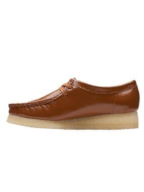 Clarks Womens Wallabee Shoes, Dusk Brown Pat,